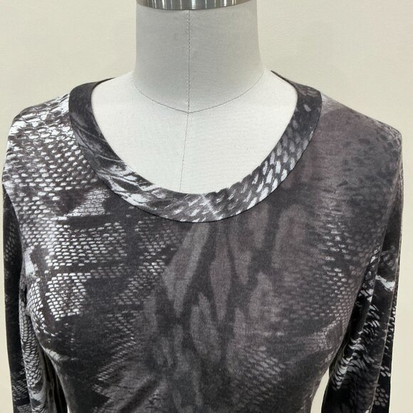 Top - Picture 2 of 4